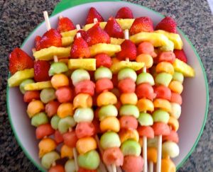 Fun-Fruit-Skewers-2
