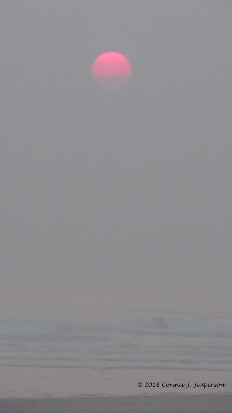 Sun_in_Smoky_Haze_Cannon_Beach_08212018_©Connie_Jasperson_All_Rights_Reserved